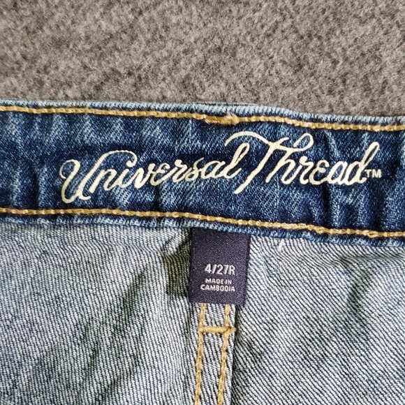 ❄ 4/$40❄Universal Thread Sz 4 EUC - Picture 7 of 7